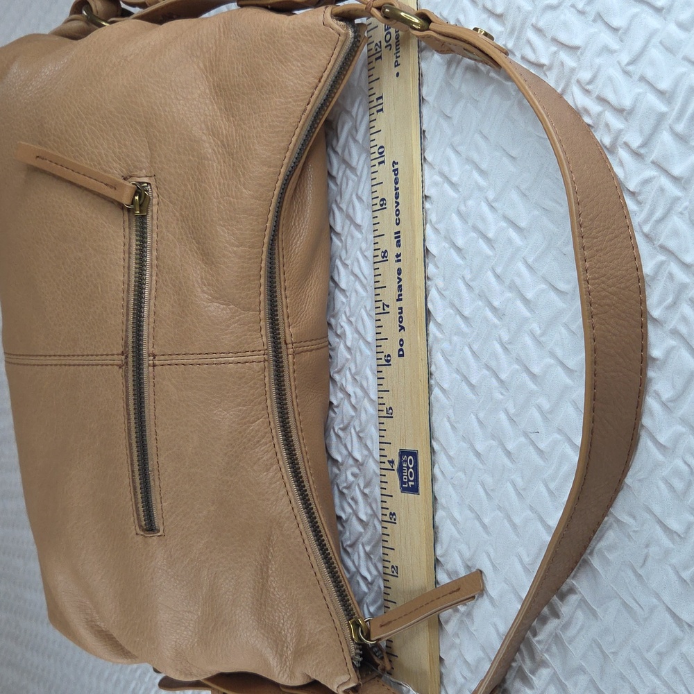 American Leather Co. Hudson Hobo Shoulder Bag. Tan Macadamia Color.NWT 9" Heigh. - Picture 2 of 16